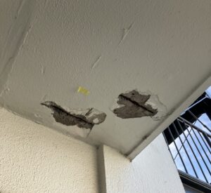 爆裂補修